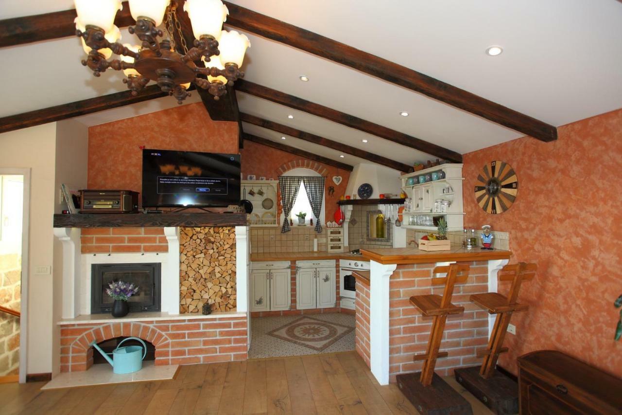 Apartments Rustica Makarska Extérieur photo